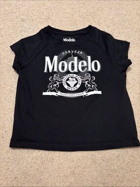 Modelo Black Tee with White Graphic
